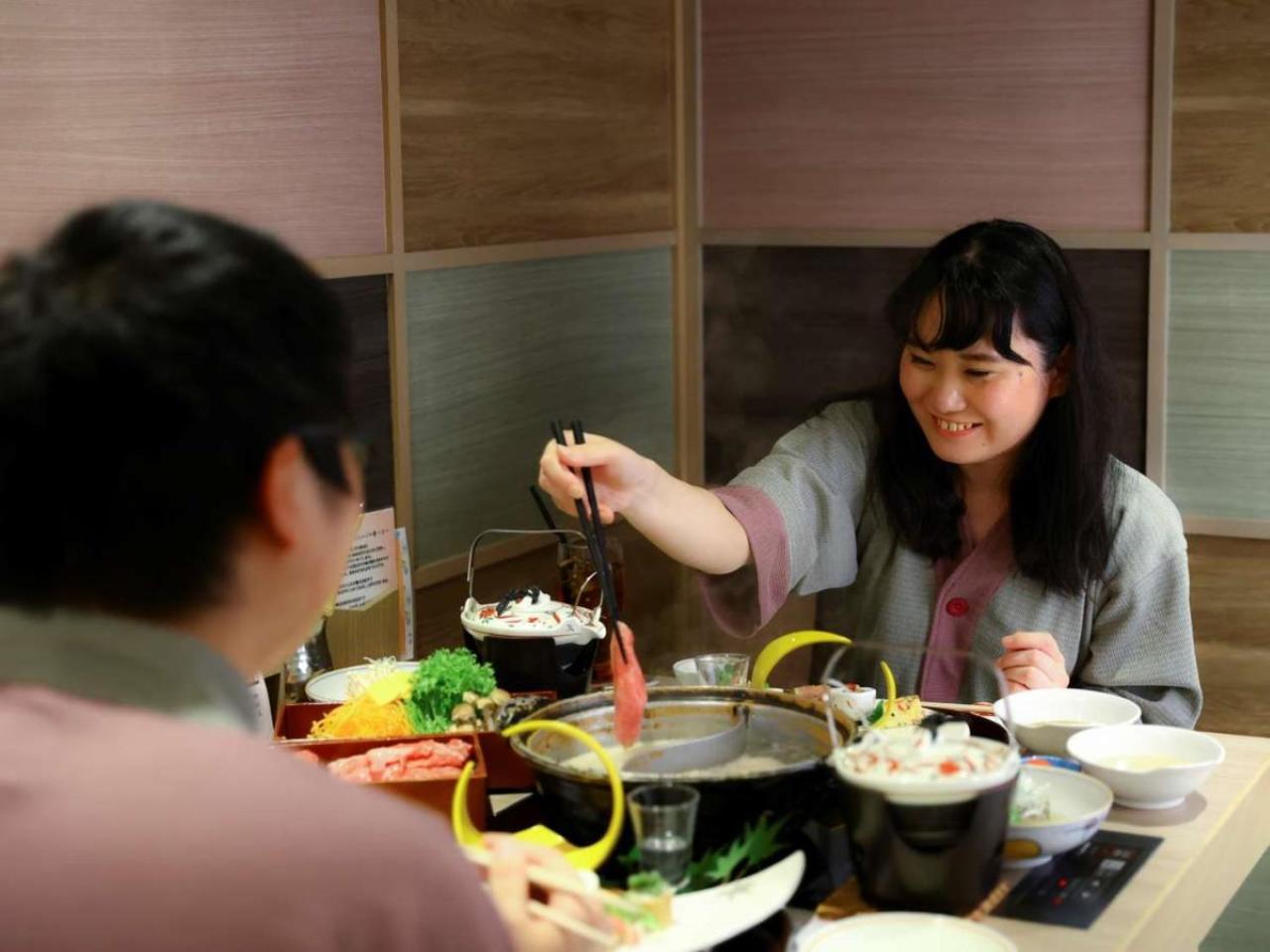 ฮาโกเนะ ยุโมะโตะ ออนเซน สุกิ โนะ ยะโดะ ซะระ Hotel ฮาโกเน่ ภายนอก รูปภาพ