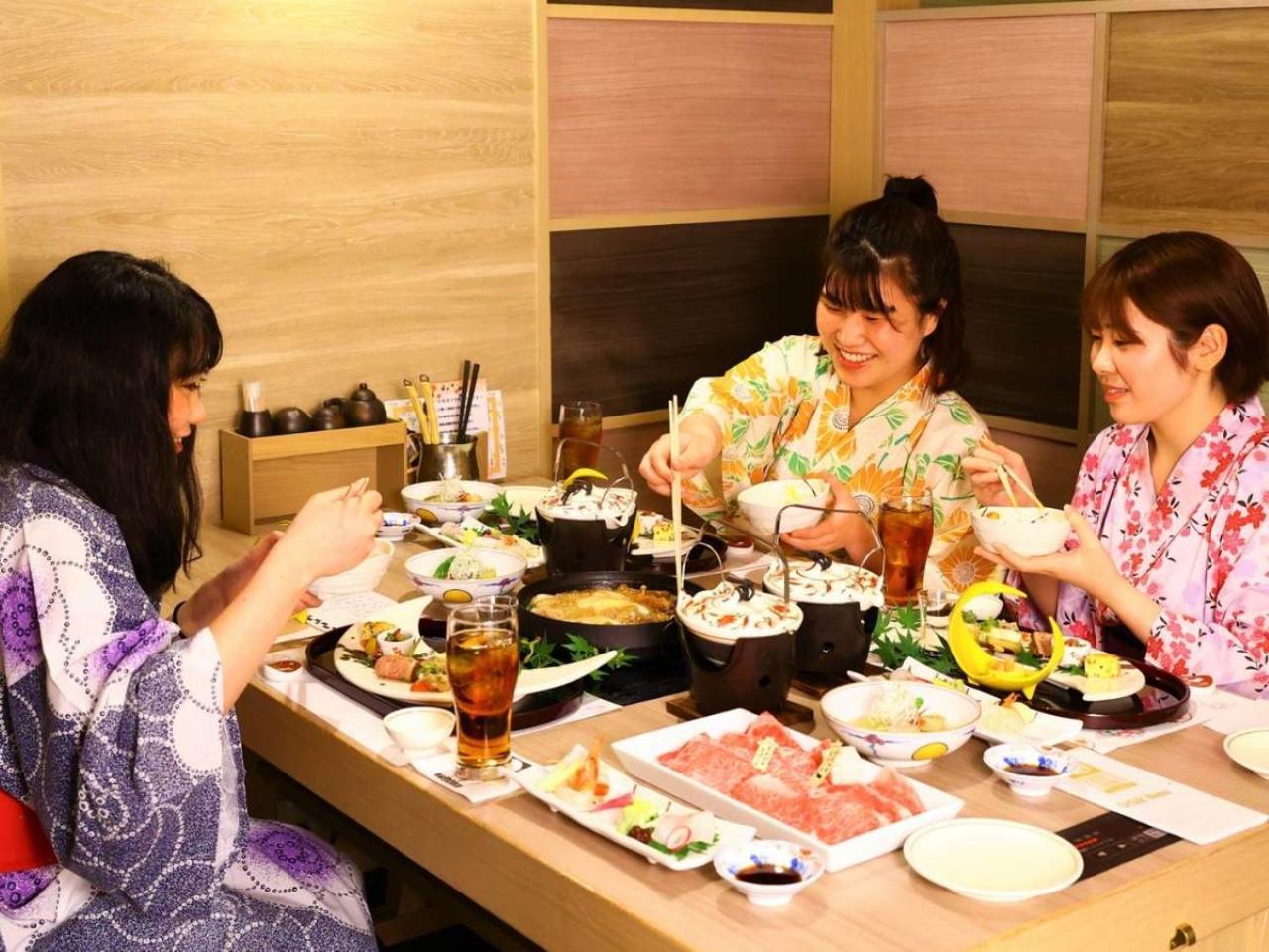 ฮาโกเนะ ยุโมะโตะ ออนเซน สุกิ โนะ ยะโดะ ซะระ Hotel ฮาโกเน่ ภายนอก รูปภาพ
